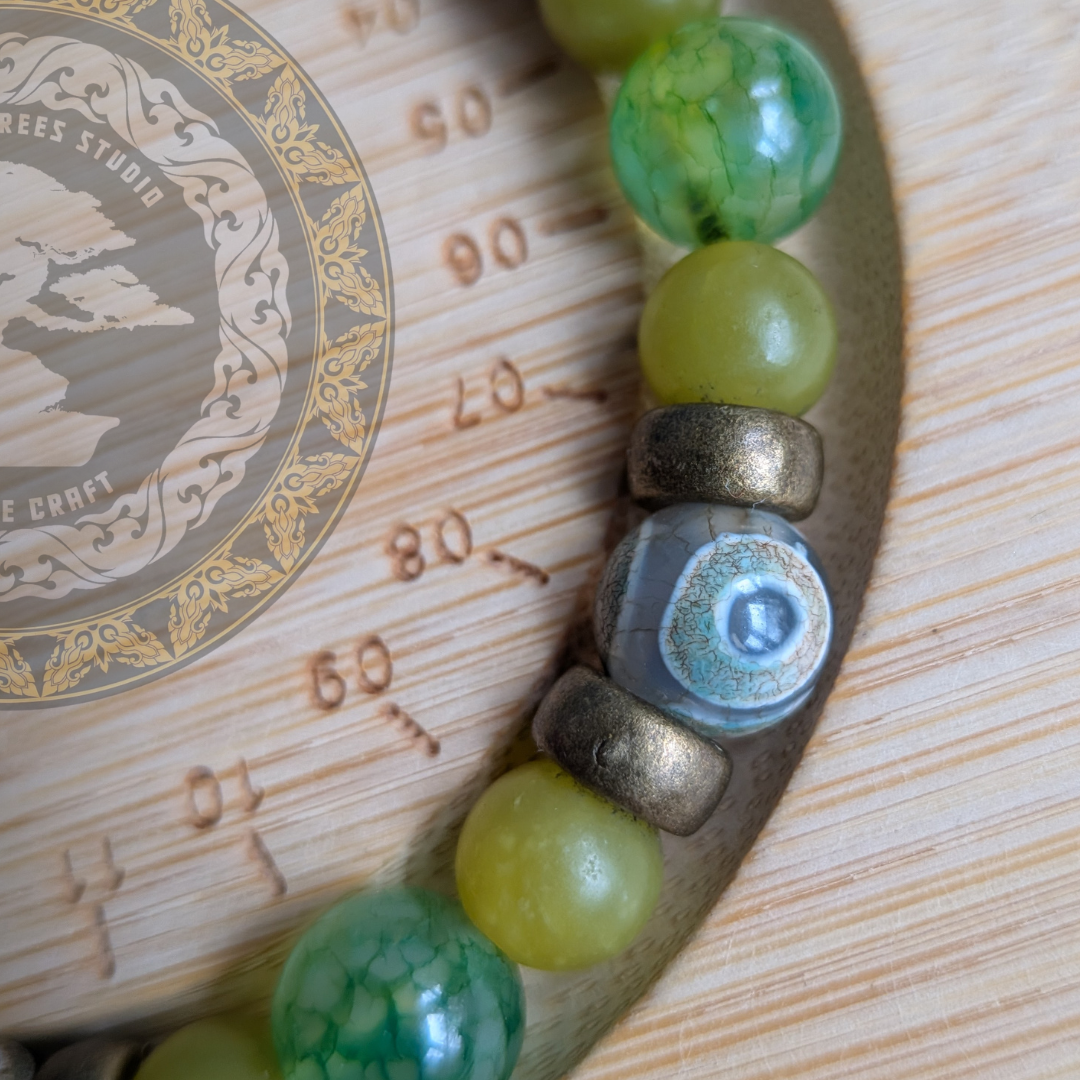 Natural Xinyi Jade & Dragon Vein Agate Bracelet with Tibetan 3-Eyed Dzi Beads – Protection, Luck & Grounding Energy Jewellery | Tranquil Trees Studio
